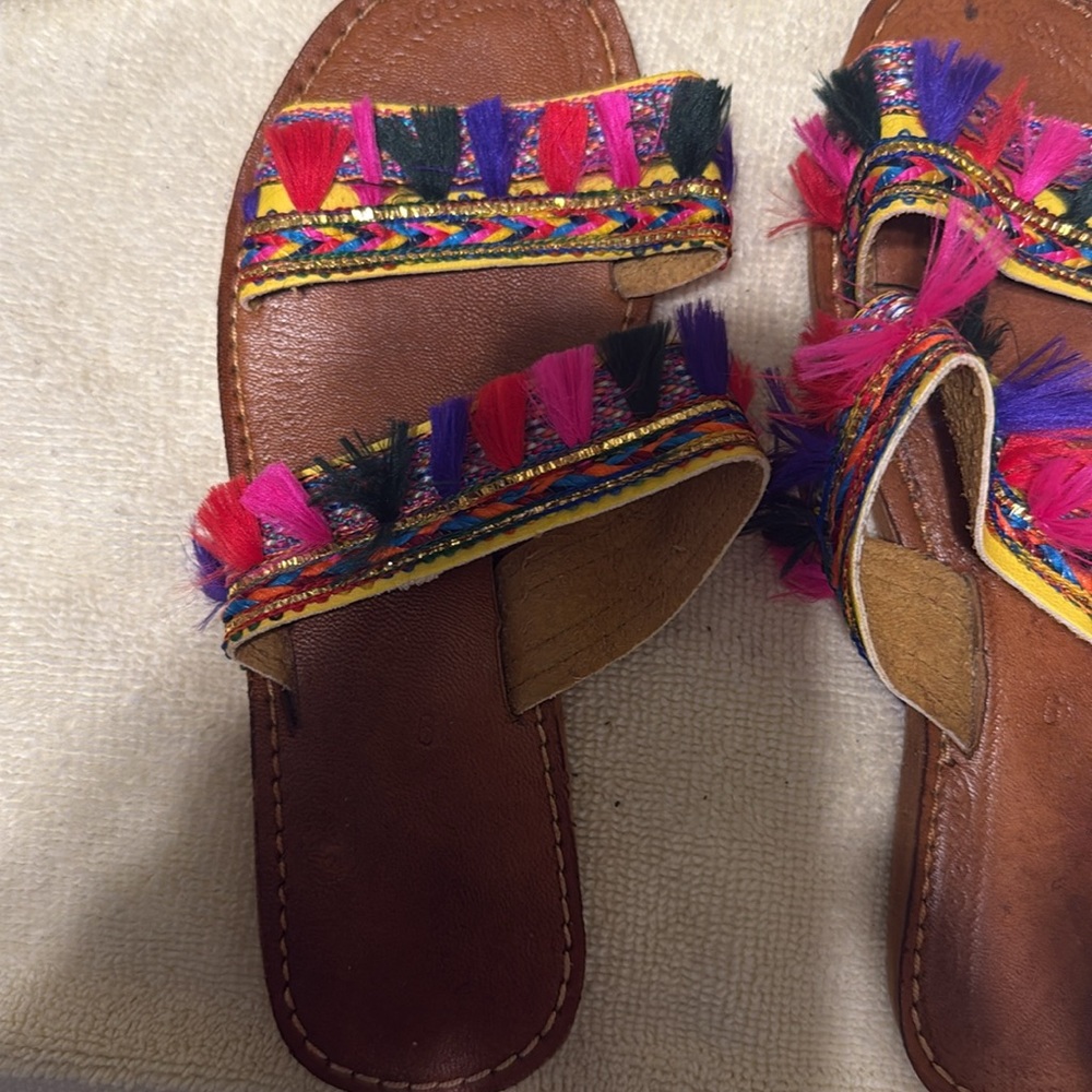 Colorful Fringe Sandals - Picture 2 of 4